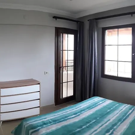 Holiday home Cheerful 3 Bedroom *