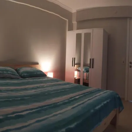 Semesterbostad Cheerful 3 Bedroom
